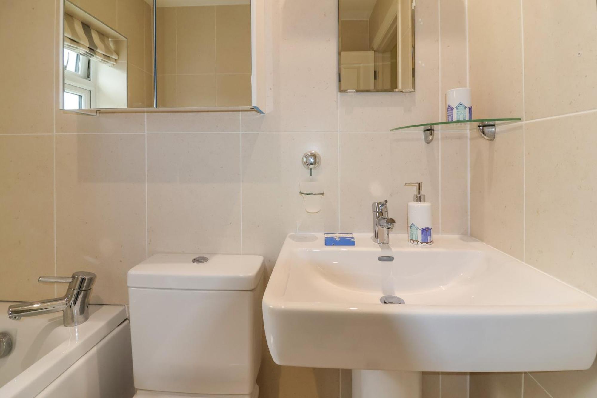 Sea Breeze Villa Swanage Dış mekan fotoğraf